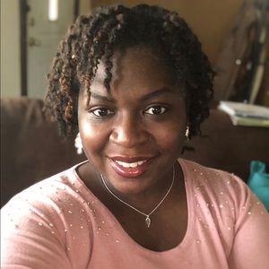 Meet your Posher, Nadia